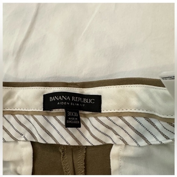 BANANA REPUBLIC MEN’S SLIM RAPID MOVEMENT CHINO - Picture 3 of 4